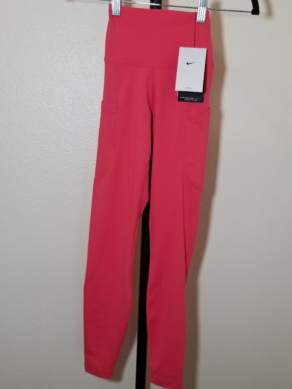 Nike Womens XXS Coral High Rise 7/8 Leggings Dri Fit Athletic Activewear NWT